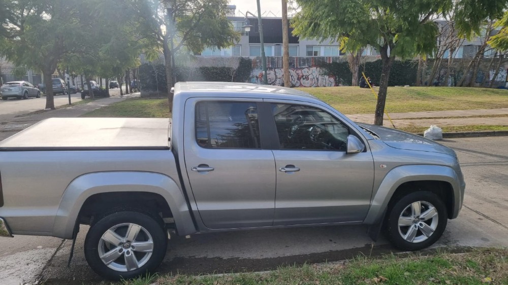 Volkswagen Amarok Highline Pack 4x4 Automática 180cv  — foto 6